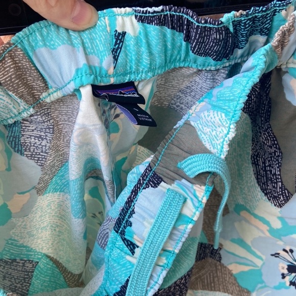 Patagonia Barely Baggies - Small - Picture 7 of 7